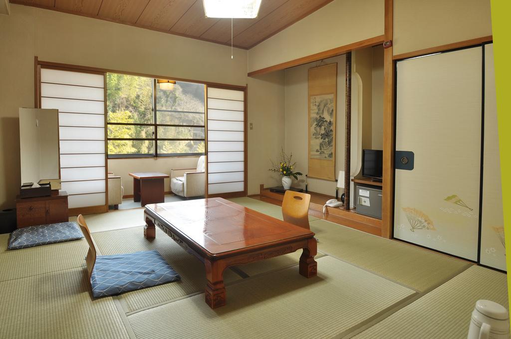 Furuyu Onsen Oogiya Hotel Saga Exterior photo